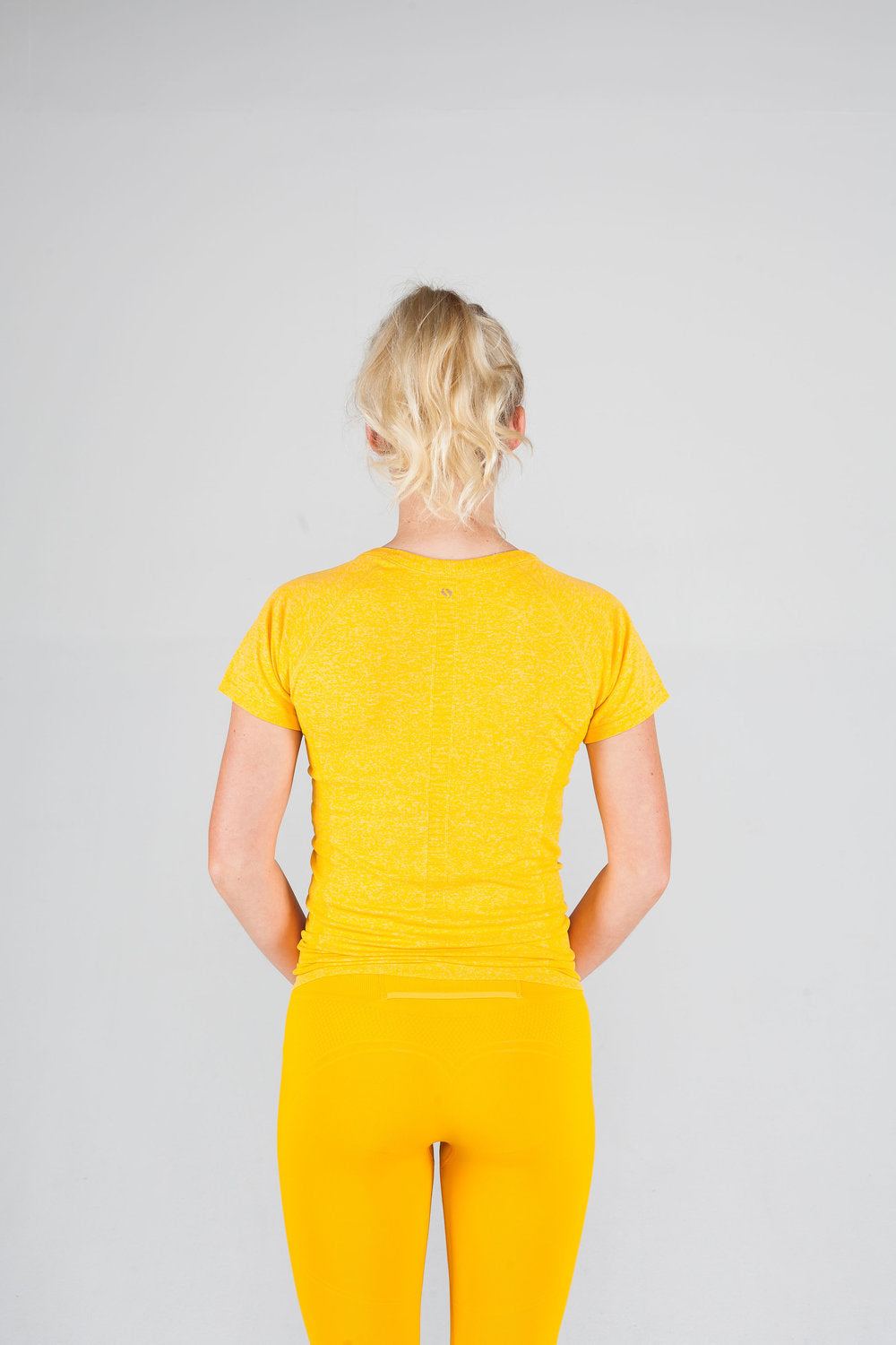 T-shirt - Yellow